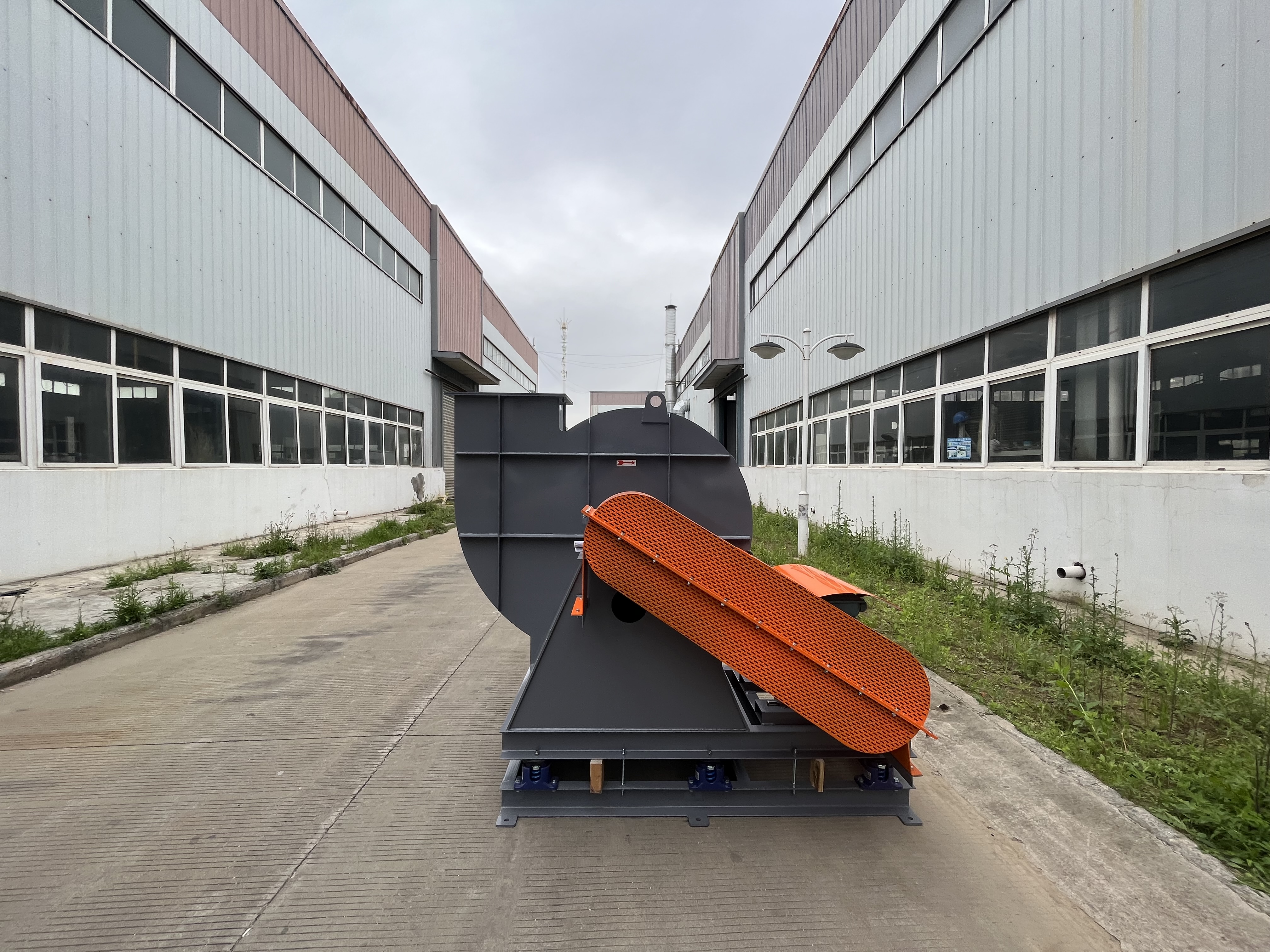 离心风机润滑油多久加一次合适