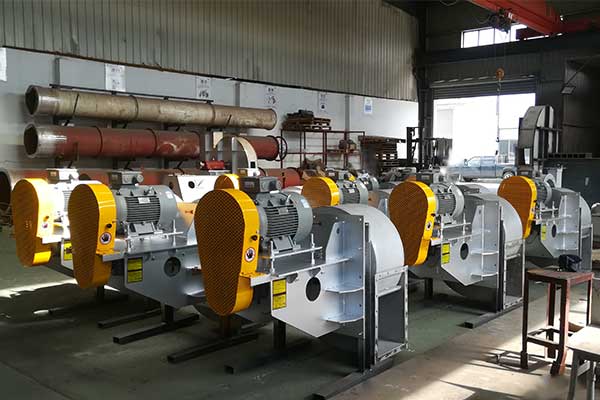 离心风机温度高负压漏油是怎么回事--佰斯拓 离心风机温度高负压漏油是怎么回事--佰斯拓